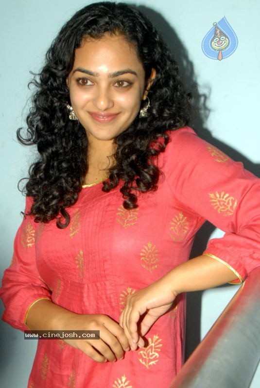 Nitya Menon Gallery - 7 / 37 photos