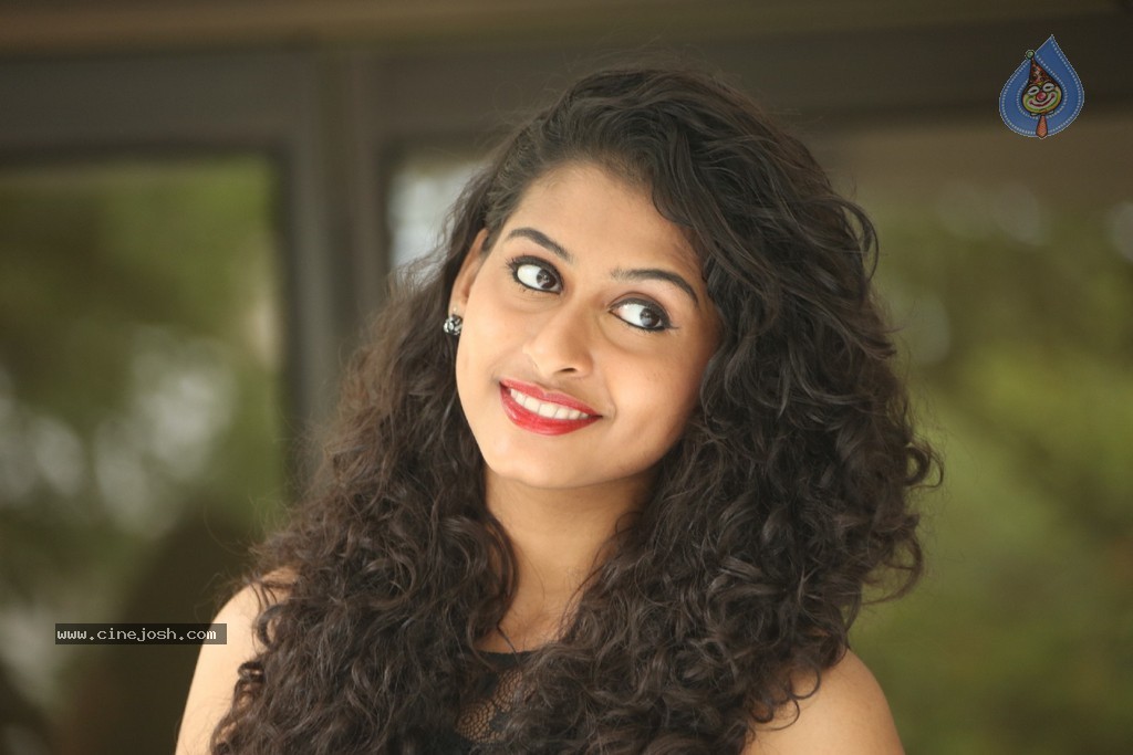 Nitya Stills - 13 / 147 photos