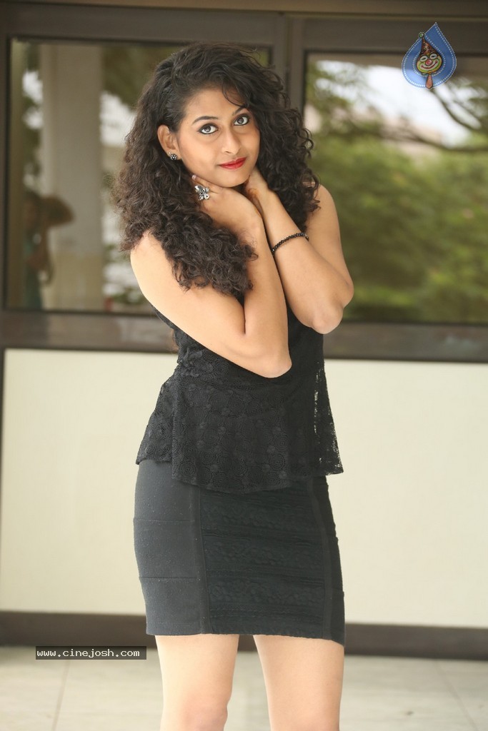 Nitya Stills - 40 / 147 photos