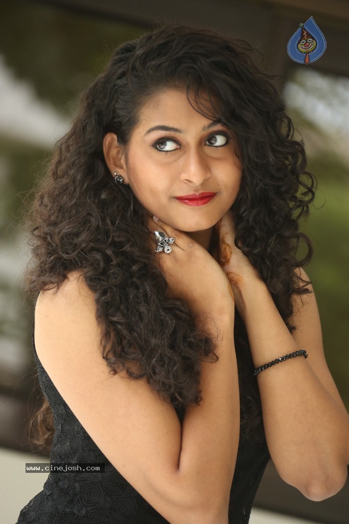 Nitya Stills - 46 / 147 photos