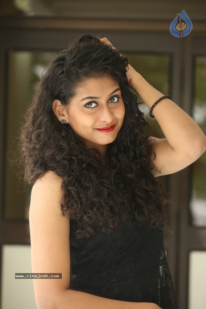 Nitya Stills - 49 / 147 photos