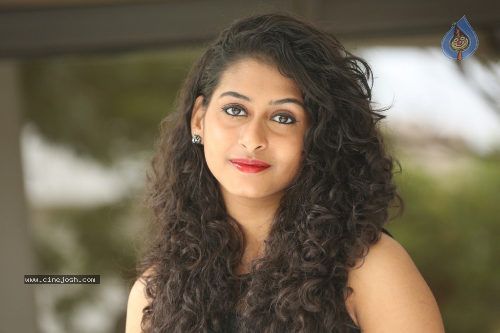 Nitya Stills - 126 / 147 photos