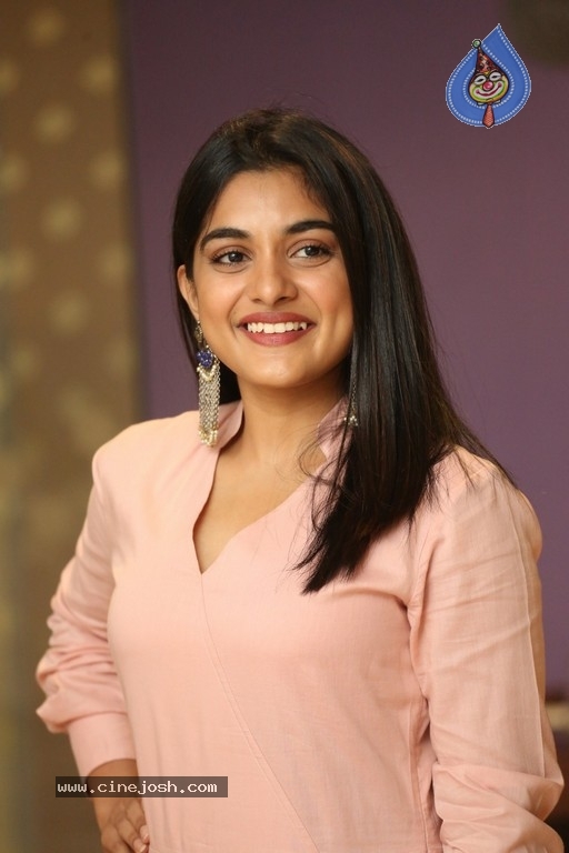 Niveda Thomas Photos - 19 / 21 photos