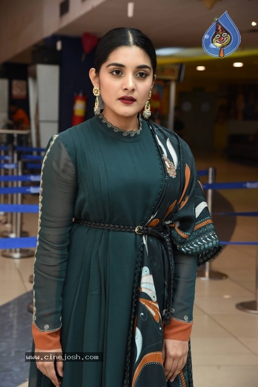 Niveda Thomas Photos - 13 / 21 photos