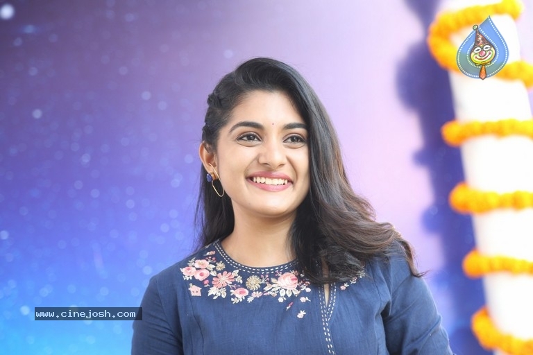 Niveda Thomas Photos - 5 / 27 photos