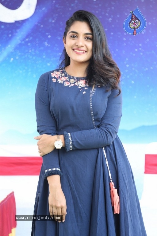 Niveda Thomas Photos - 8 / 27 photos