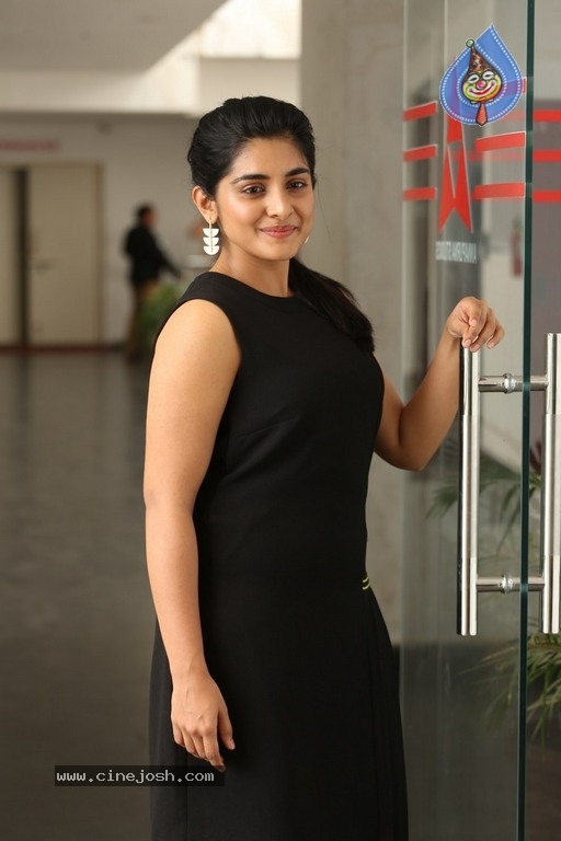 Niveda Thomas Photos - 2 / 21 photos