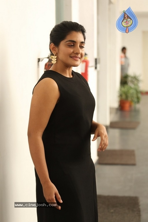 Niveda Thomas Photos - 15 / 21 photos