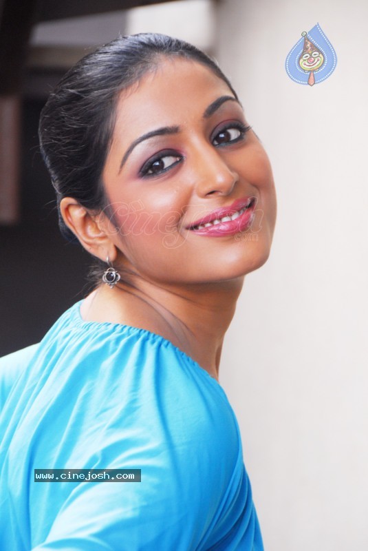 Padma Priya Latest Gallery - 55 / 83 photos