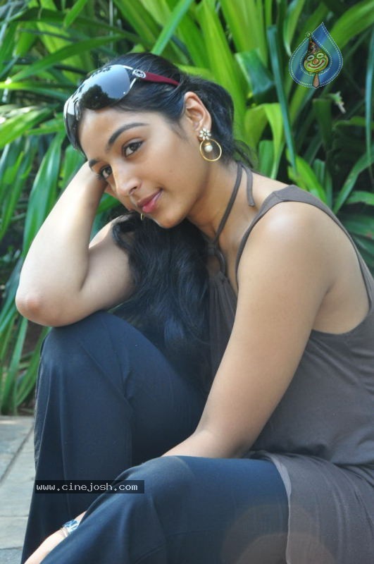 Padma Priya Photo Gallery - 30 / 90 photos