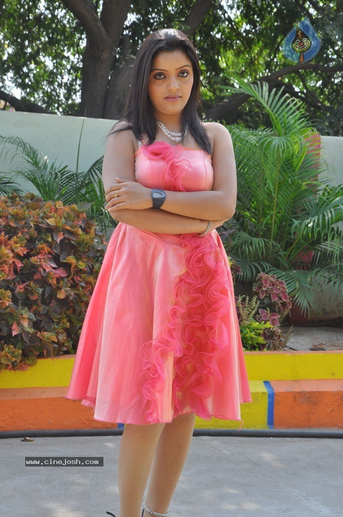 Padmini Stills - 34 / 66 photos