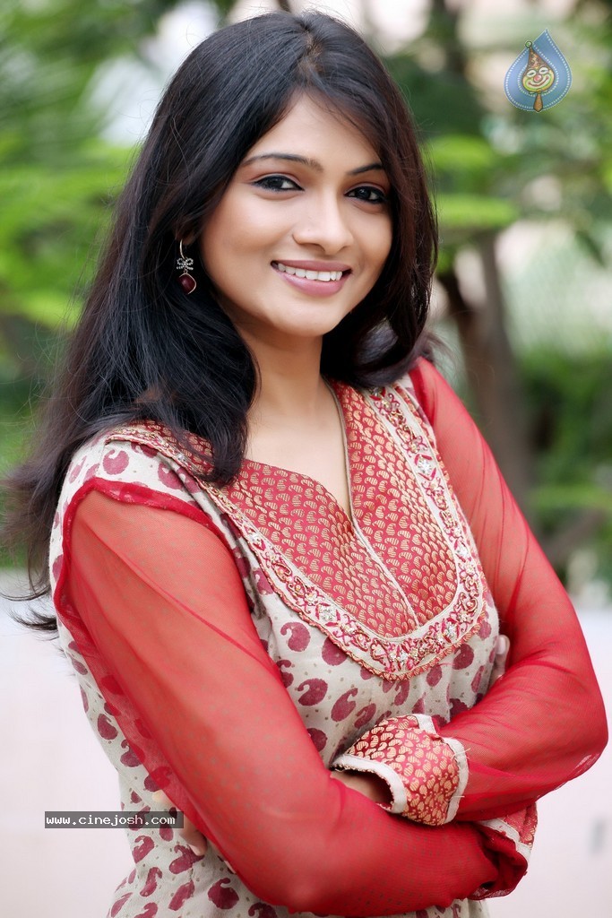 Pallavi Latest Stills - 60 / 66 photos