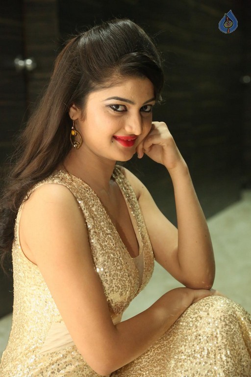 Pallavi New Images - 28 / 42 photos