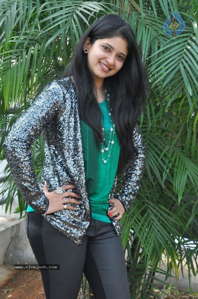 Pallavi Stills - 40 / 67 photos