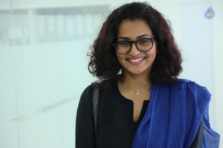 Parvathy New Photos - 9 / 15 photos