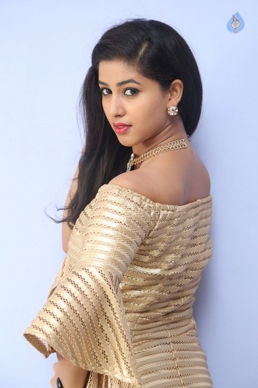 Pavani Latest Gallery - 5 / 40 photos