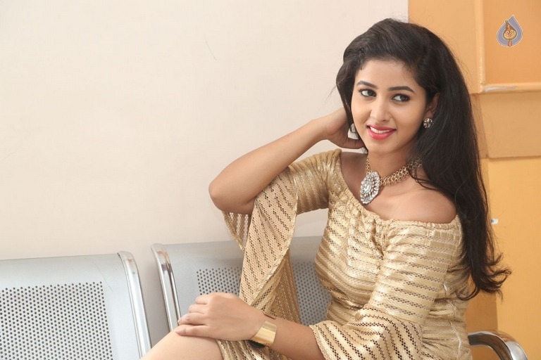 Pavani Latest Gallery - 31 / 40 photos