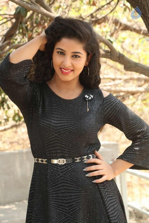 Pavani Latest Gallery - 24 / 32 photos