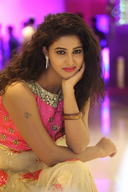 Pavani Latest Photos - 10 / 41 photos