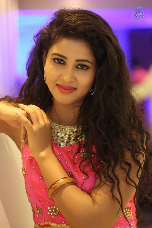 Pavani Latest Photos - 26 / 41 photos