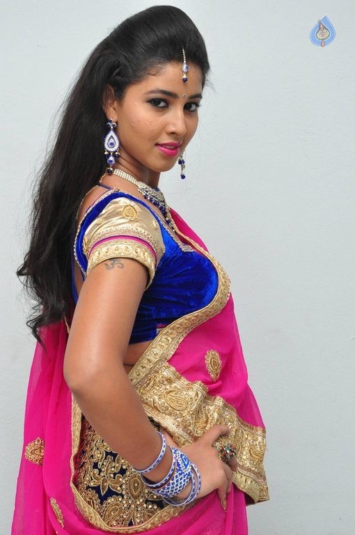 Pavani Latest Photos - 25 / 55 photos