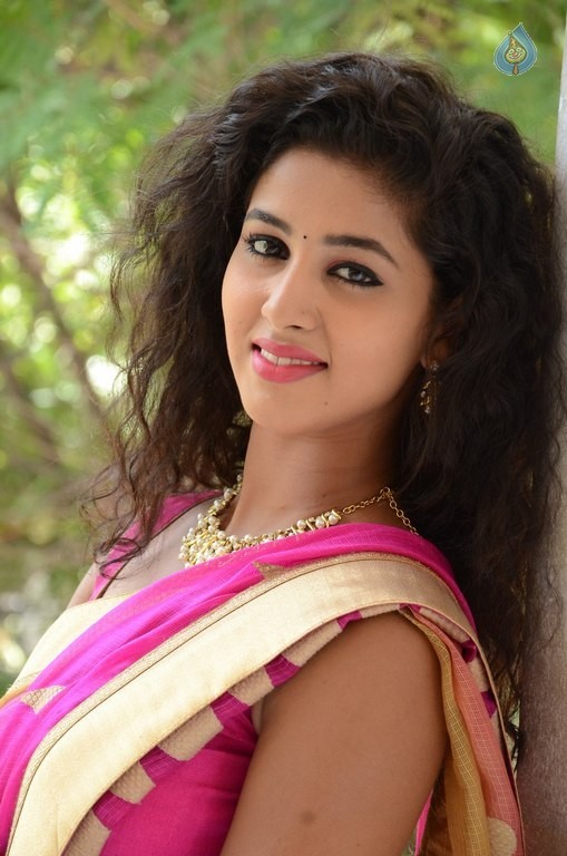 Pavani Latest Pics - 6 / 42 photos