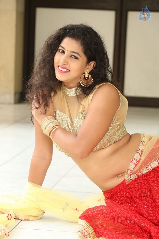 Pavani New Gallery - 39 / 54 photos