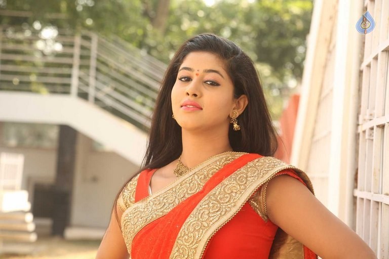 Pavani New Photos - 41 / 50 photos