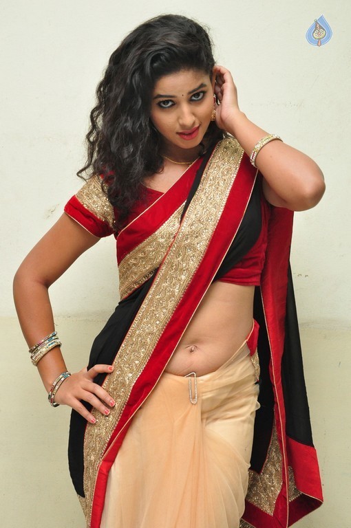 Pavani New Pics - 4 / 40 photos