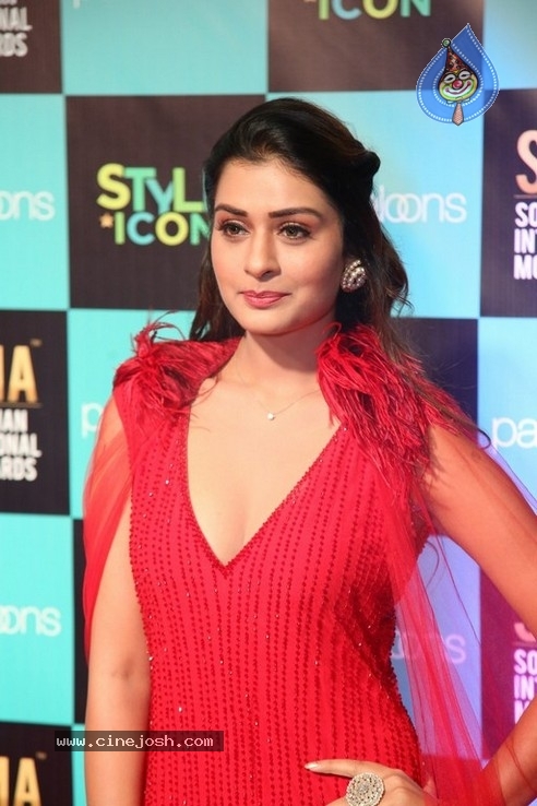 Payal Rajput Stills - 5 / 21 photos