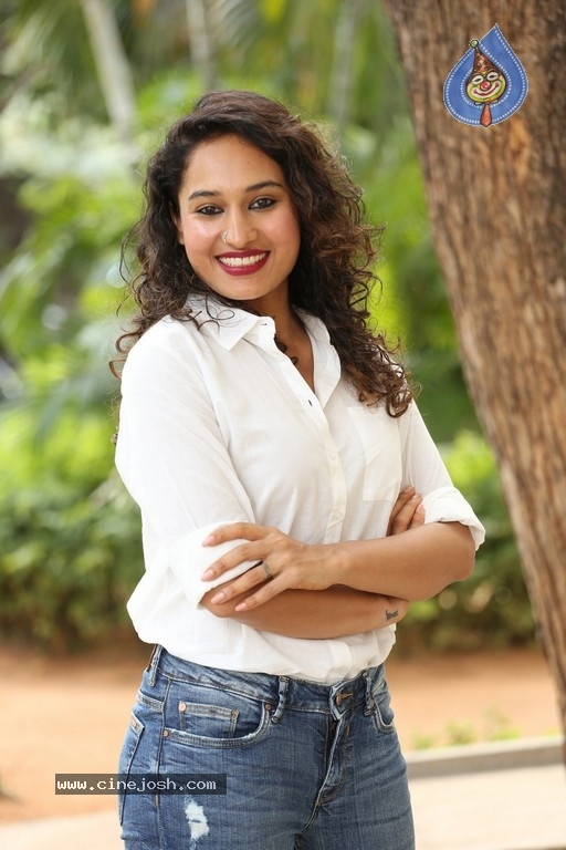 Pooja Ramachandran Images - 7 / 20 photos