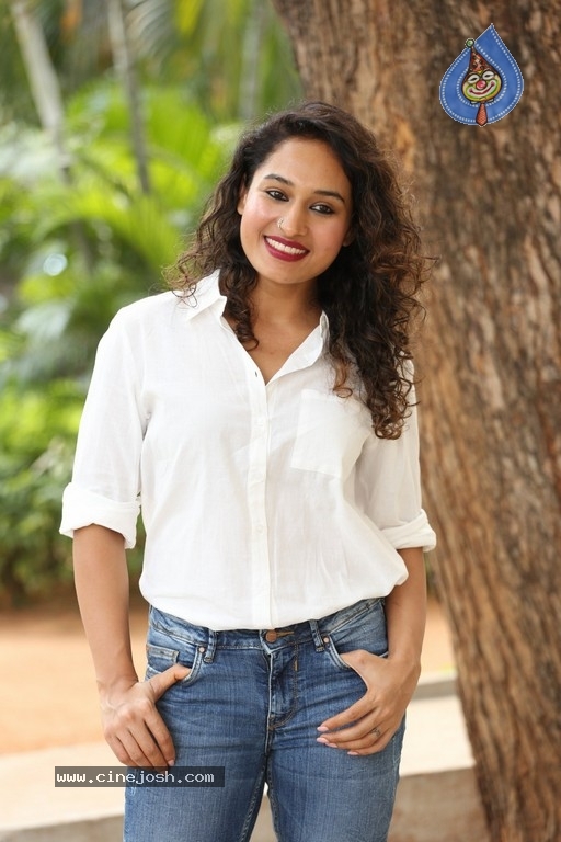 Pooja Ramachandran Images - 17 / 20 photos