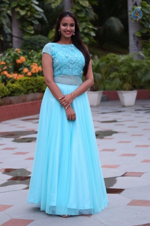 Poojitha Latest Gallery - 31 / 42 photos