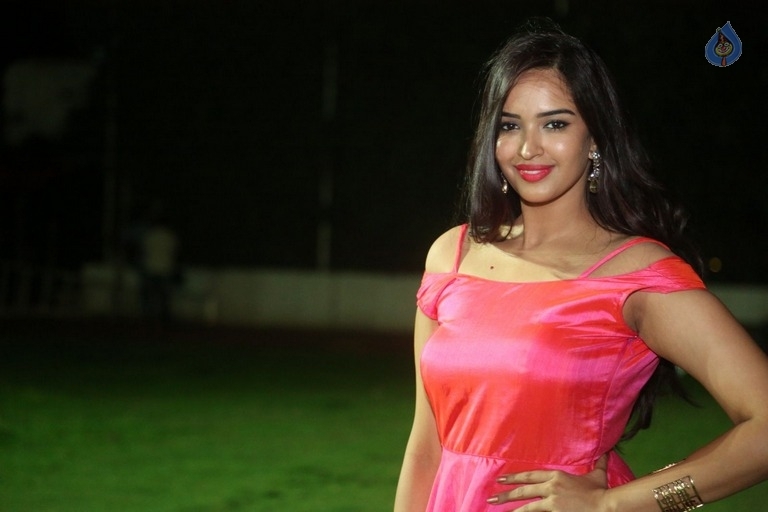 Poojitha Latest Photos - 6 / 36 photos