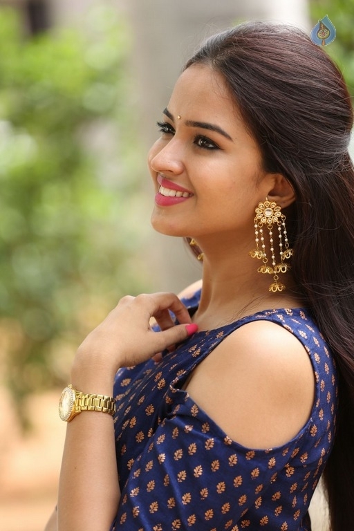 Poojitha Latest Photos - 7 / 40 photos