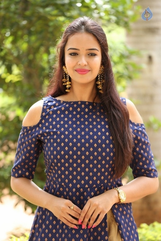 Poojitha Latest Photos - 29 / 40 photos