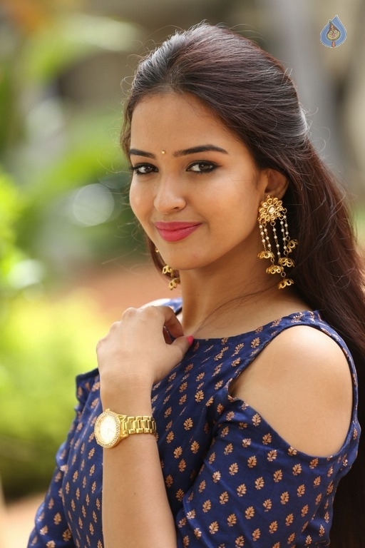 Poojitha Latest Photos - 38 / 40 photos