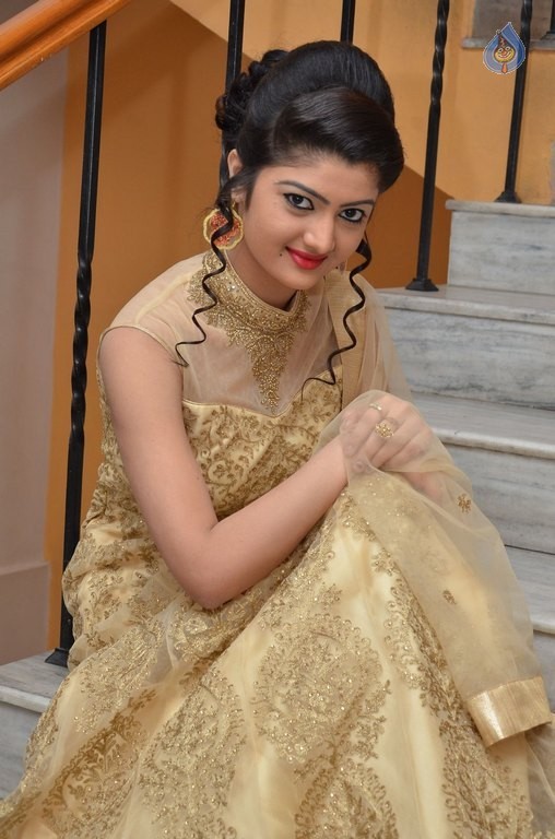 Poojitha New Photos - 22 / 62 photos