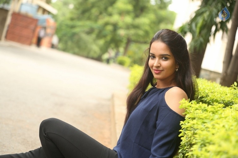 Poojitha New Pics - 4 / 31 photos