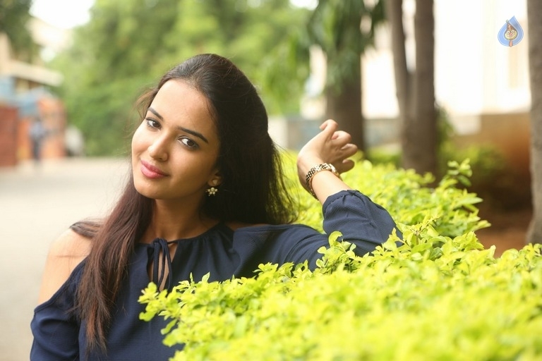 Poojitha New Pics - 10 / 31 photos