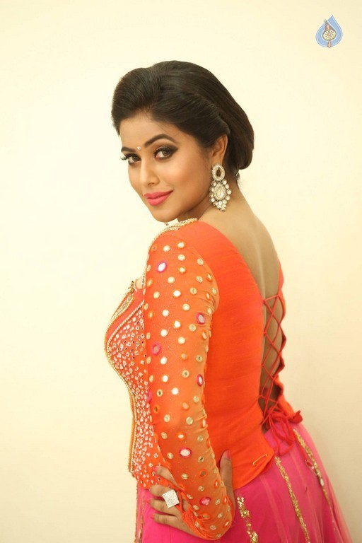 Poorna Images - 6 / 49 photos