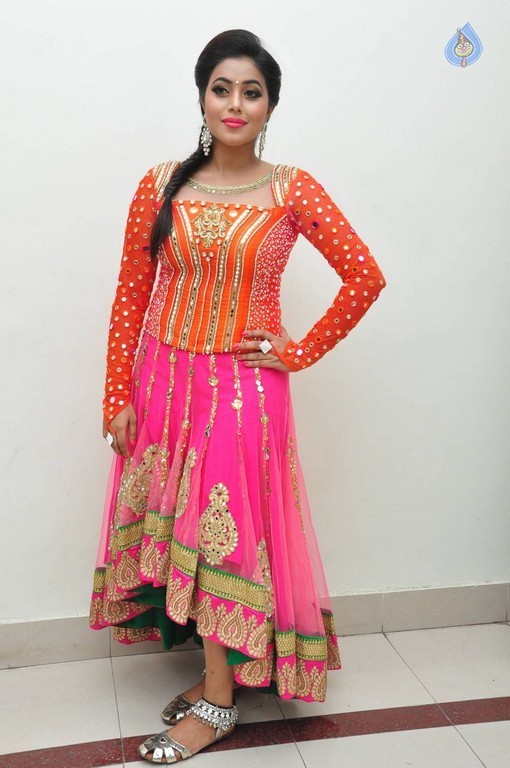 Poorna Images - 11 / 49 photos