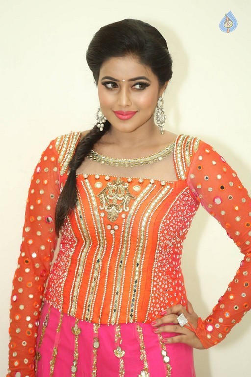 Poorna Images - 18 / 49 photos