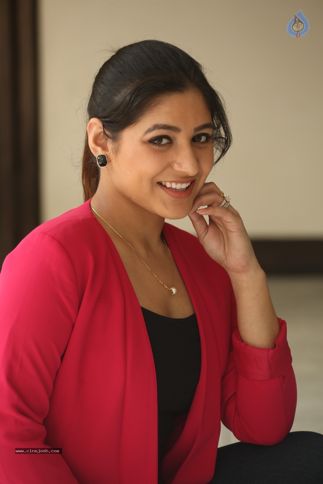 Prabhjeet Kaur New Stills - 31 / 60 photos