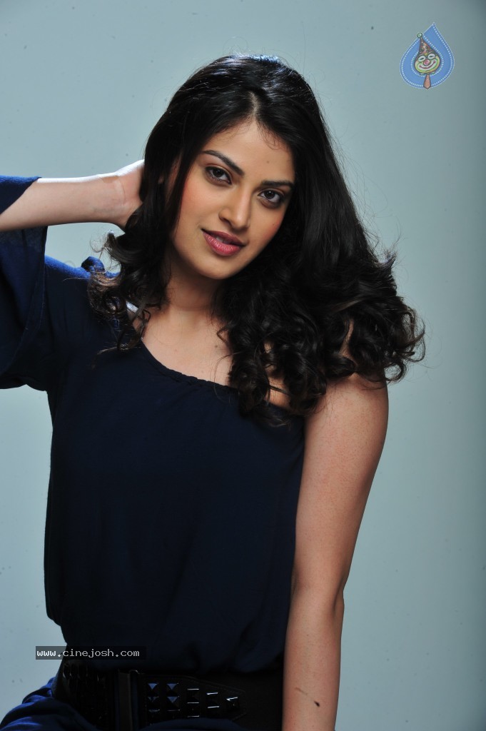 Pragalbha Hot Stills - 13 / 40 photos