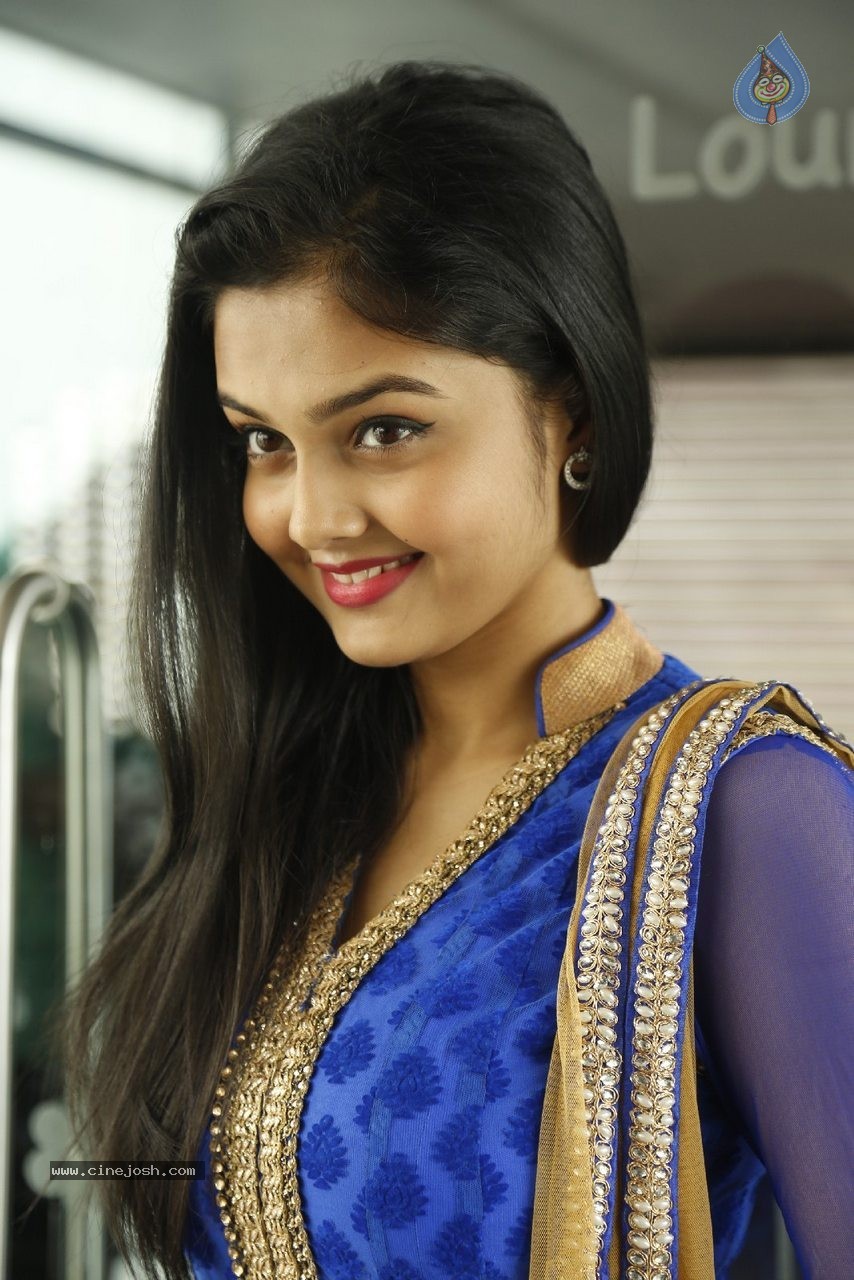 Pragathi New Photos - 29 / 64 photos