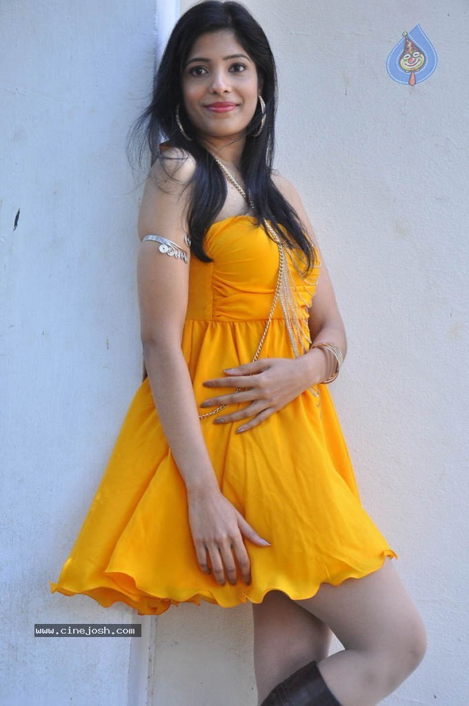 Pragathi Stills - 10 / 46 photos