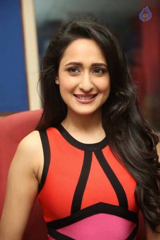 Pragya Jaiswal Images - 28 / 36 photos