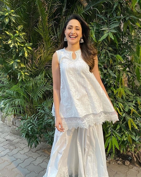 Pragya Jaiswal Stills - 9 / 13 photos