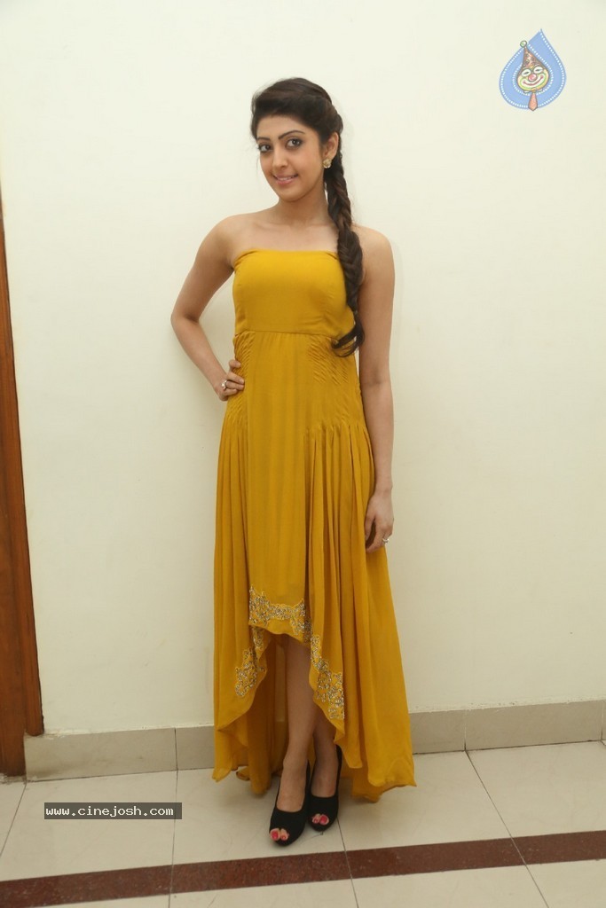 Praneetha New Photos - 40 / 65 photos